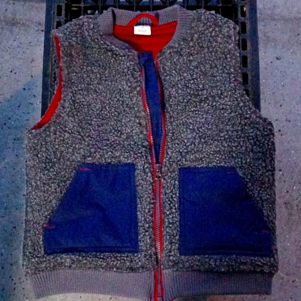 Kids sweater vest